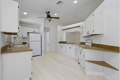 7380 155th Place N, Palm Beach Gardens, FL 33418 - Photo 8