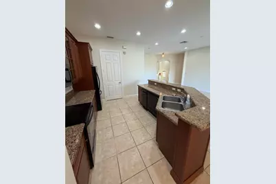 8079 NW 127th Lane #2-F, Parkland, FL 33076 - Photo 6