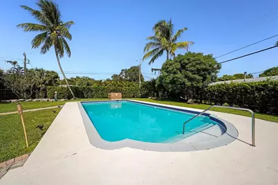 332 NW 26th Court, Wilton Manors, FL 33311 - Photo 4