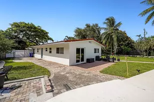 332 NW 26th Ct, Wilton Manors, FL 33311 - Photo 8
