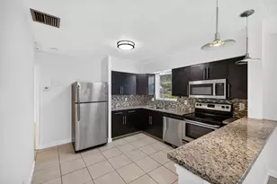 2500 SW 18th Terrace, Fort Lauderdale, FL 33315 - Photo 6