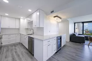 5600 N Flagler Dr, West Palm Beach, FL 33407 - Photo 8