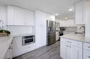 5600 N Flagler Dr, West Palm Beach, FL 33407 - Photo 6