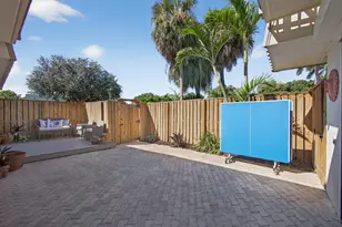1700 Embassy Dr, West Palm Beach, FL 33401 - Photo 6
