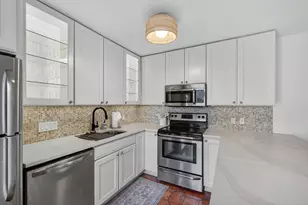 1700 Embassy Dr, West Palm Beach, FL 33401 - Photo 24