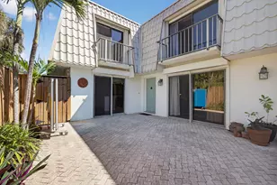 1700 Embassy Dr, West Palm Beach, FL 33401 - Photo 10
