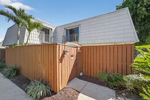 1700 Embassy Dr, West Palm Beach, FL 33401 - Photo 2