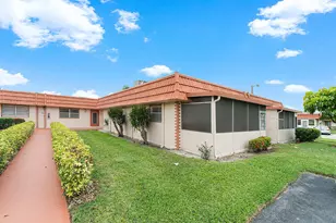 143 Seville E, Delray Beach, FL 33446 - Photo 4