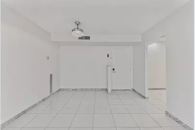 531 N Ocean Boulevard #805, Pompano Beach, FL 33062 - Photo 8