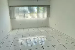 1001 SW 141st Ave, Pembroke Pines, FL 33027 - Photo 10