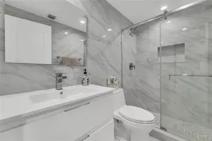 3233 NE 34th St, Fort Lauderdale, FL 33308 - Photo 6