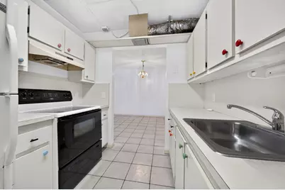 101 SW 132nd Way #215J, Pembroke Pines, FL 33027 - Photo 10