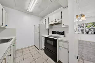 101 SW 132nd Way, Pembroke Pines, FL 33027 - Photo 22