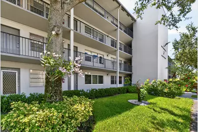 101 SW 132nd Way #215J, Pembroke Pines, FL 33027 - Photo 1