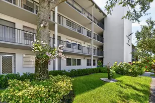 101 SW 132nd Way, Pembroke Pines, FL 33027 - Photo 1