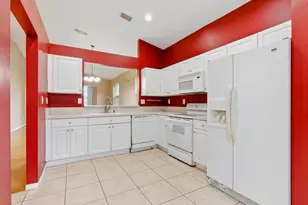 2920 E Aragon Blvd, Sunrise, FL 33313 - Photo 6