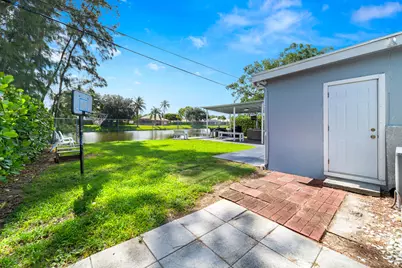 735 Hibiscus Drive, Royal Palm Beach, FL 33411 - Photo 18