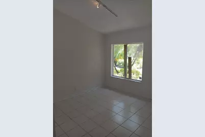23157 Fountain View Drive #E, Boca Raton, FL 33433 - Photo 2