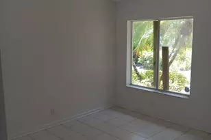 23157 Fountain View Dr, Boca Raton, FL 33433 - Photo 2