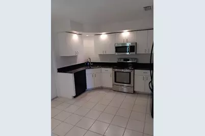 23157 Fountain View Drive #E, Boca Raton, FL 33433 - Photo 1