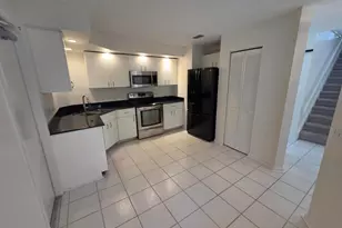 23157 Fountain View Dr, Boca Raton, FL 33433 - Photo 6