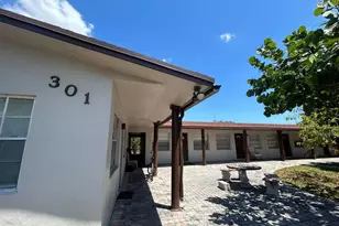 301 NW 35th Ct, Pompano Beach, FL 33064 - Photo 2
