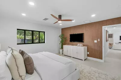 2708 NE 1st Avenue, Wilton Manors, FL 33334 - Photo 24