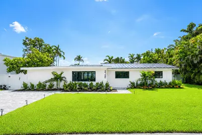 2708 NE 1st Avenue, Wilton Manors, FL 33334 - Photo 1