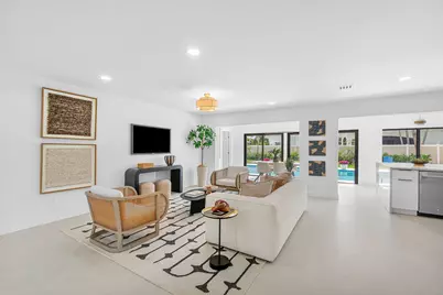 2708 NE 1st Avenue, Wilton Manors, FL 33334 - Photo 8