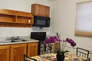 1331 N 71st Ave, Hollywood, FL 33024 - Photo 2