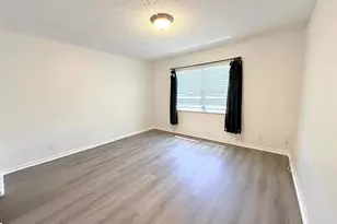 1100 NW 87th Ave, Coral Springs, FL 33071 - Photo 12