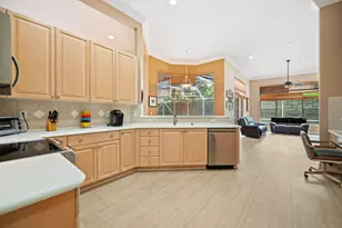 77 NW 108th Way, Plantation, FL 33324 - Photo 12