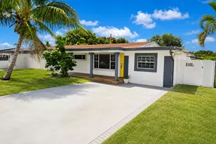 7120 SW 13th St, Pembroke Pines, FL 33023 - Photo 2