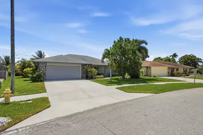 1081 Palama Way, Lantana, FL 33462 - Photo 38
