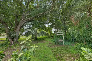 5707 Spruce Dr, Fort Pierce, FL 34982 - Photo 40
