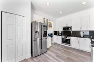 16223 SW 15th St, Pembroke Pines, FL 33027 - Photo 14