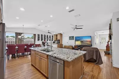 5673 SE Inez Avenue, Stuart, FL 34997 - Photo 20