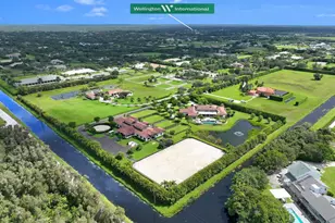 15726 Estancia Ln, Wellington, FL 33414 - Photo 2