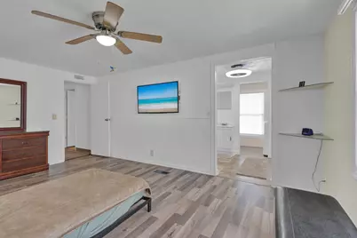 140 NE Pinelake Village Boulevard, Jensen Beach, FL 34957 - Photo 40