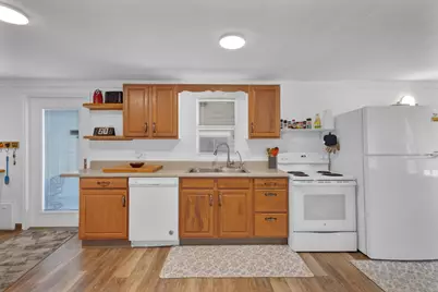 140 NE Pinelake Village Boulevard, Jensen Beach, FL 34957 - Photo 8
