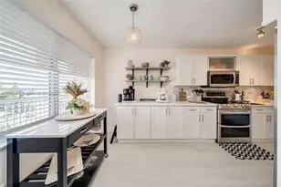2560 NW 103rd Ave, Sunrise, FL 33322 - Photo 4