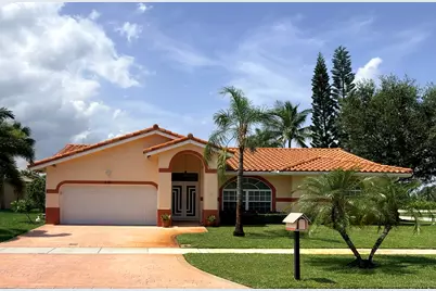 501 SW 168th Way, Weston, FL 33326 - Photo 2