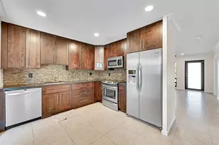 2200 NE 54th St, Fort Lauderdale, FL 33308 - Photo 2