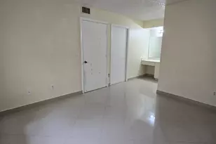 3630 N 56th Ave, Hollywood, FL 33021 - Photo 8