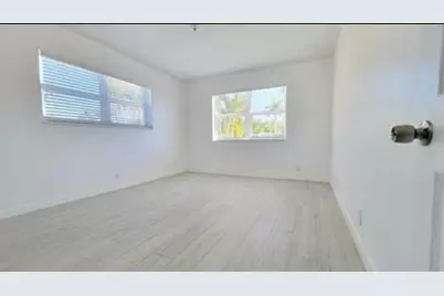 930 N 14th Court #15, Hollywood, FL 33020 - Photo 2