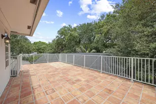 2396 Shore Dr, Palm Beach Gardens, FL 33410 - Photo 60