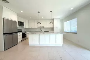 2648 NE 9th St, Pompano Beach, FL 33062 - Photo 4