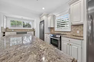 15 W High Point Rd, Sewalls Point, FL 34996 - Photo 16