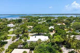 15 W High Point Rd, Sewalls Point, FL 34996 - Photo 6