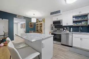 9412 S Belfort Cir, Tamarac, FL 33321 - Photo 6